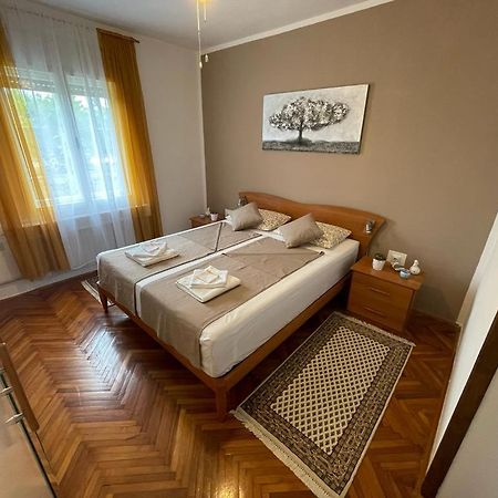 Апартаменти Apartman Pcelica Пула Екстер'єр фото