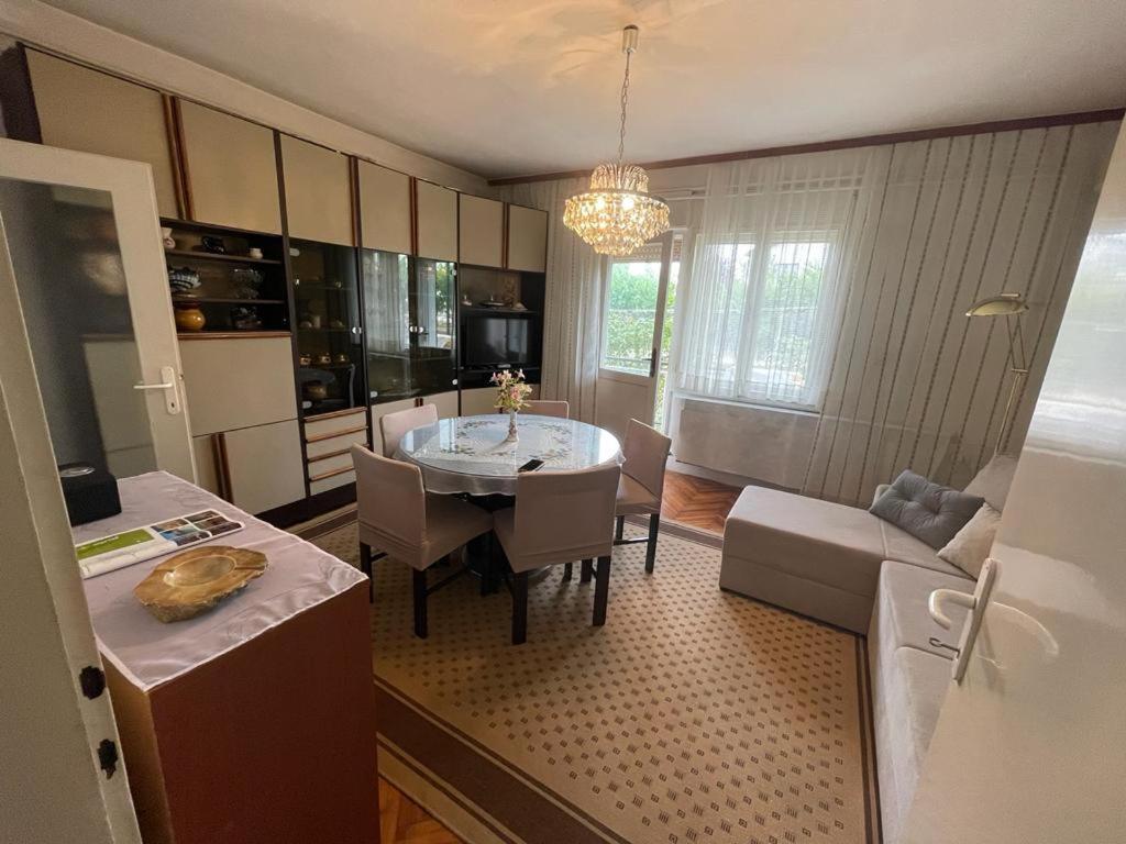Апартаменти Apartman Pcelica Пула Екстер'єр фото